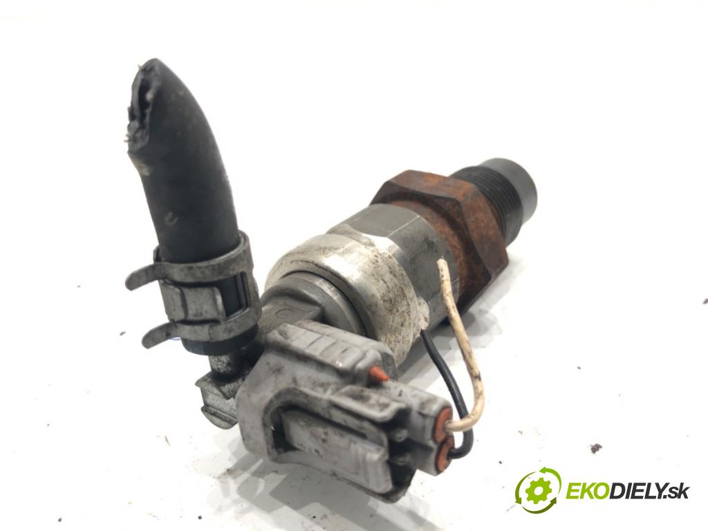 TOYOTA AVENSIS T25 sedan 2005 85 kW 2.0 D-4D (CDT250_) 1995 Snímač tlaku paliva  (Snímač)