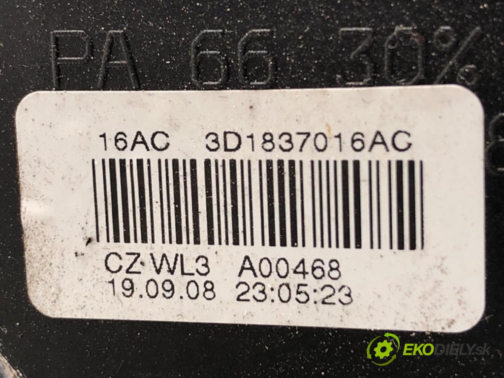 SKODA OCTAVIA II Kombi 2008 75 kW 1.6 1595 zámok dveře pravý přední část 3D1837016AC