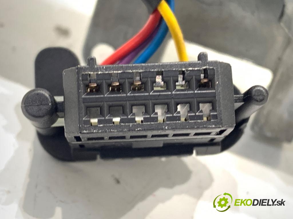 SKODA OCTAVIA II Kombi 2008 75 kW 1.6 1595 spinačka 1K0905851B (Spínacia skrinka)