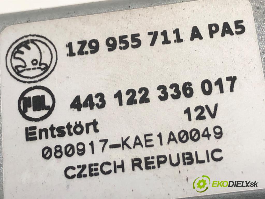 SKODA OCTAVIA II Kombi 2008 75 kW 1.6 1595 motor stěračů zadní část 1Z9955711A