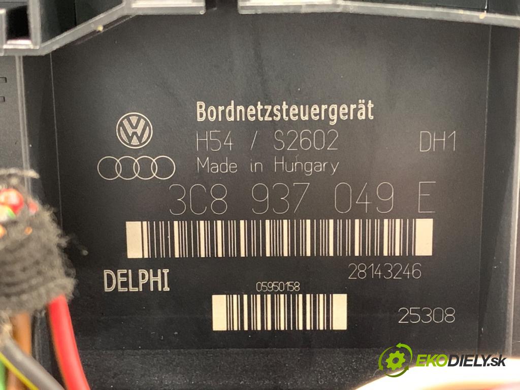 SKODA OCTAVIA II Kombi 2008 75 kW 1.6 1595 Modul komfortu 3C8937049E (Modul komfortu)