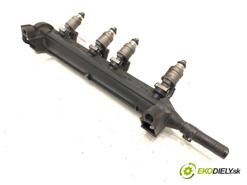 SKODA OCTAVIA II Kombi 2008 75 kW 1.6 1595 Lišta vstrekovacia 06A133317AS (Vstrekovacia lišta)