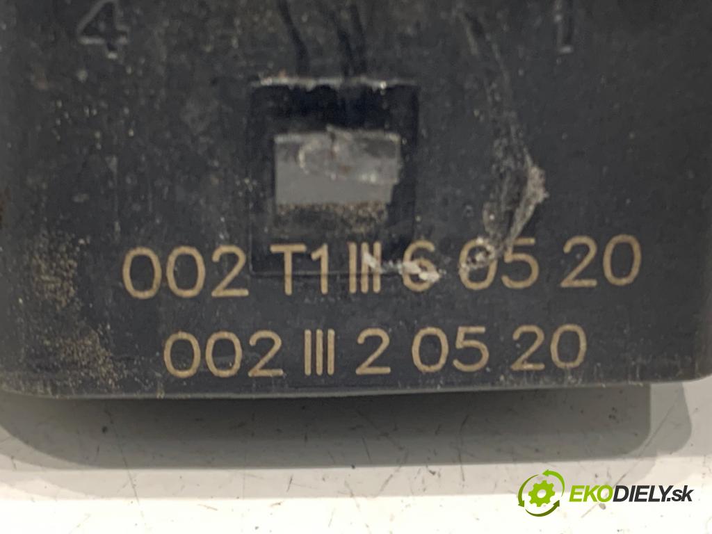 SKODA OCTAVIA II Kombi 2008 75 kW 1.6 1595 Cievka zapaľovacia 040402003 (Zapaľovacia cievka)