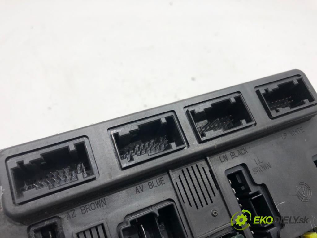 FIAT PANDA II liftback 2005 40 kW 1.1 (169.AXA1A) 1108 modul BSI 51740049 (Pojistková skříňka)