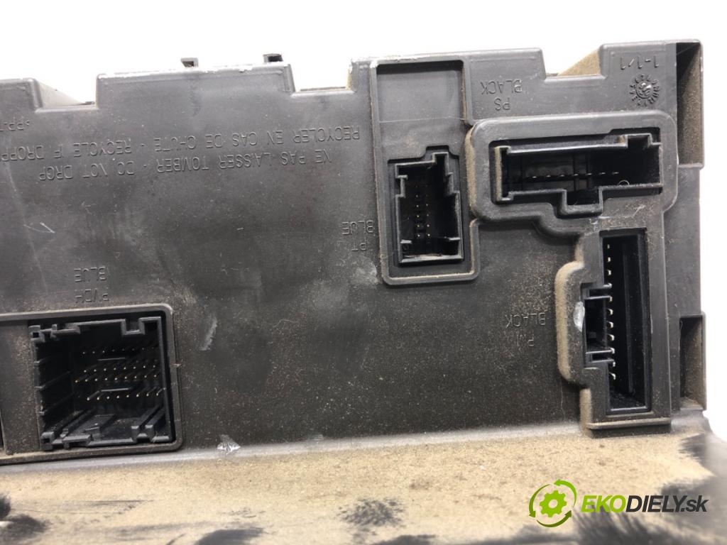 FIAT PANDA II liftback 2005 40 kW 1.1 (169.AXA1A) 1108 modul BSI 51740049 (Pojistková skříňka)