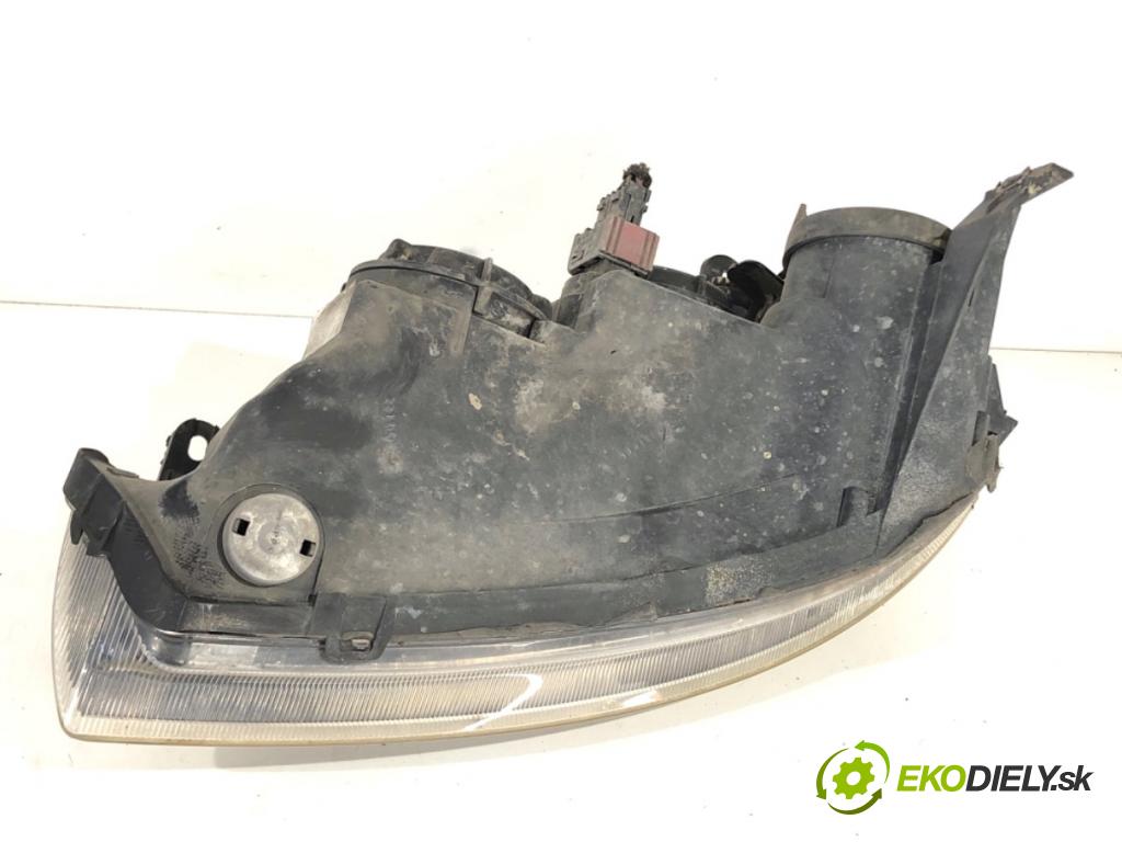 OPEL CORSA C liftback 2005 44 kW 1.0 (F08, F68) 998 Svetlomet pravy predný