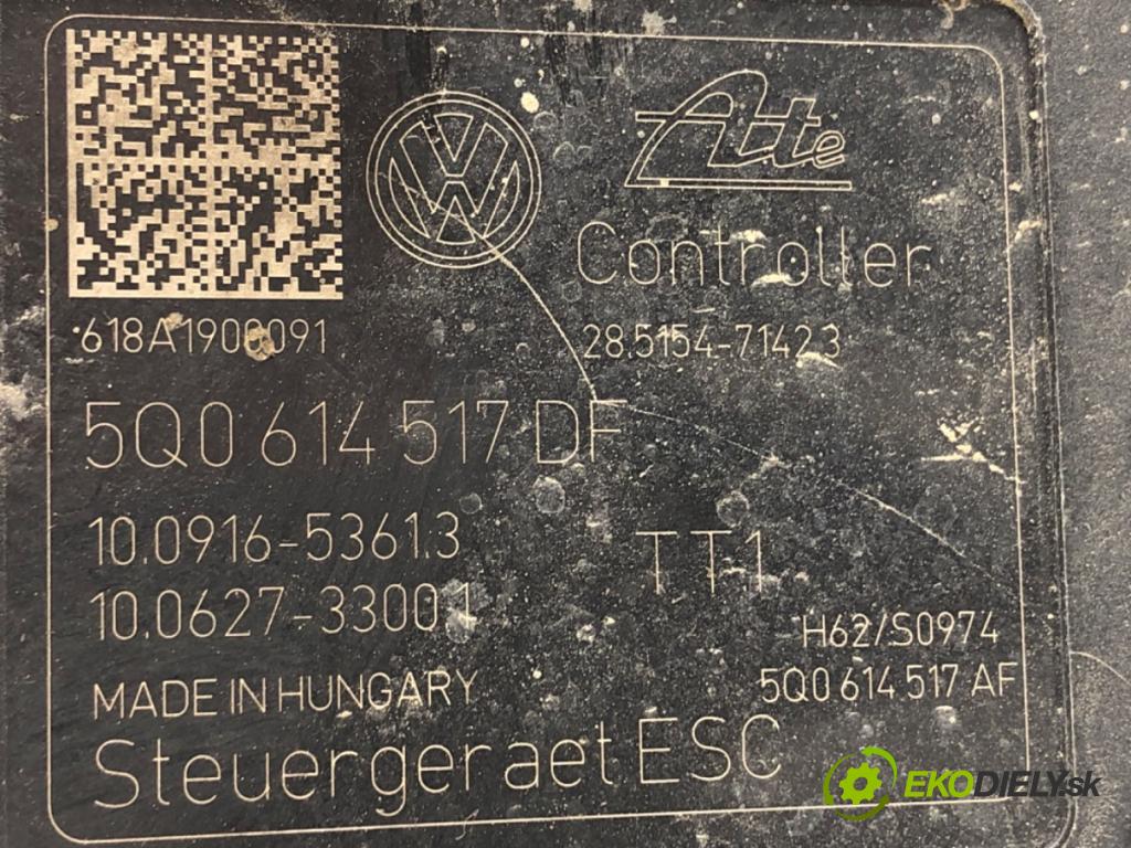 SKODA OCTAVIA III Kombi 2018 85 kW 1.6 TDI 1598 Pumpa ABS 5Q0614517DF (Pumpa ABS)