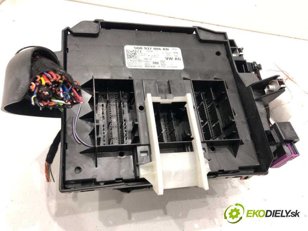 SKODA OCTAVIA III Kombi 2018 85 kW 1.6 TDI 1598 Modul komfortu 5Q0937086BN (Modul komfortu)
