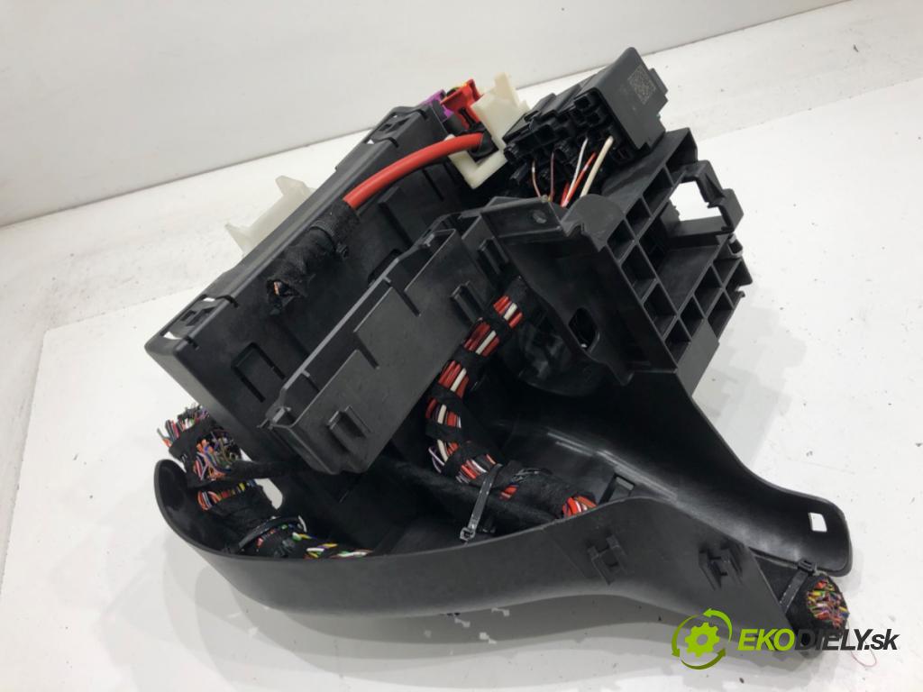 SKODA OCTAVIA III Kombi 2018 85 kW 1.6 TDI 1598 Modul komfortu 5Q0937086BN (Modul komfortu)