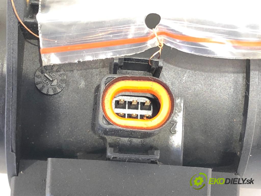 AUDI A4 B5 sedan 1996 81 kW 1.9 TDI 1896 Váha vzduchu 074906461 (Váha vzduchu)