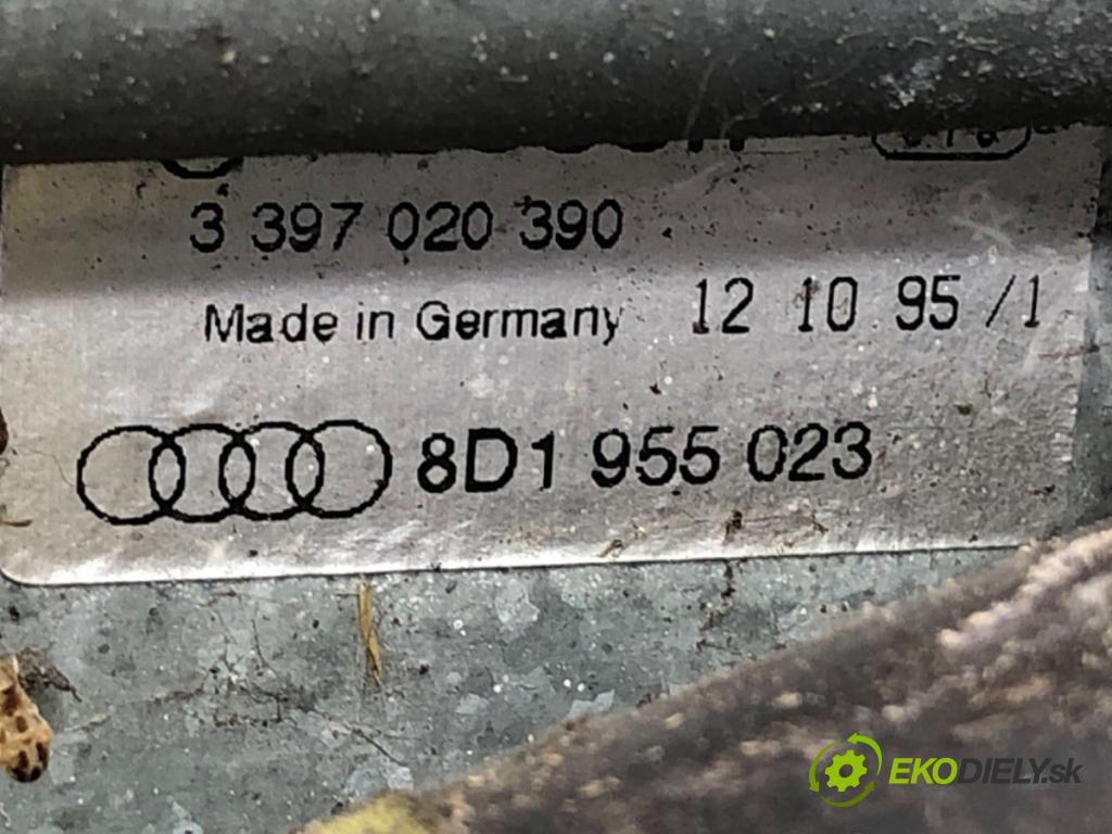 AUDI A4 B5 sedan 1996 81 kW 1.9 TDI 1896 Mechanizmus stieračov predný 8D1955023 (Motorček stieračov predný)