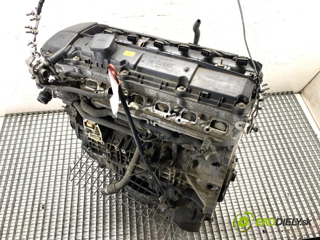 BMW E39 sedan 2000 110 kW 520 i 1990 Motor M52B20 (Motor)