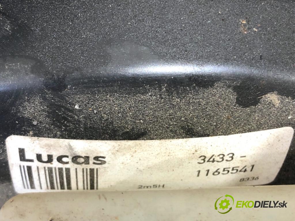 BMW E39 sedan 2000 110 kW 520 i 1990 Posilovač bŕzd 1165541