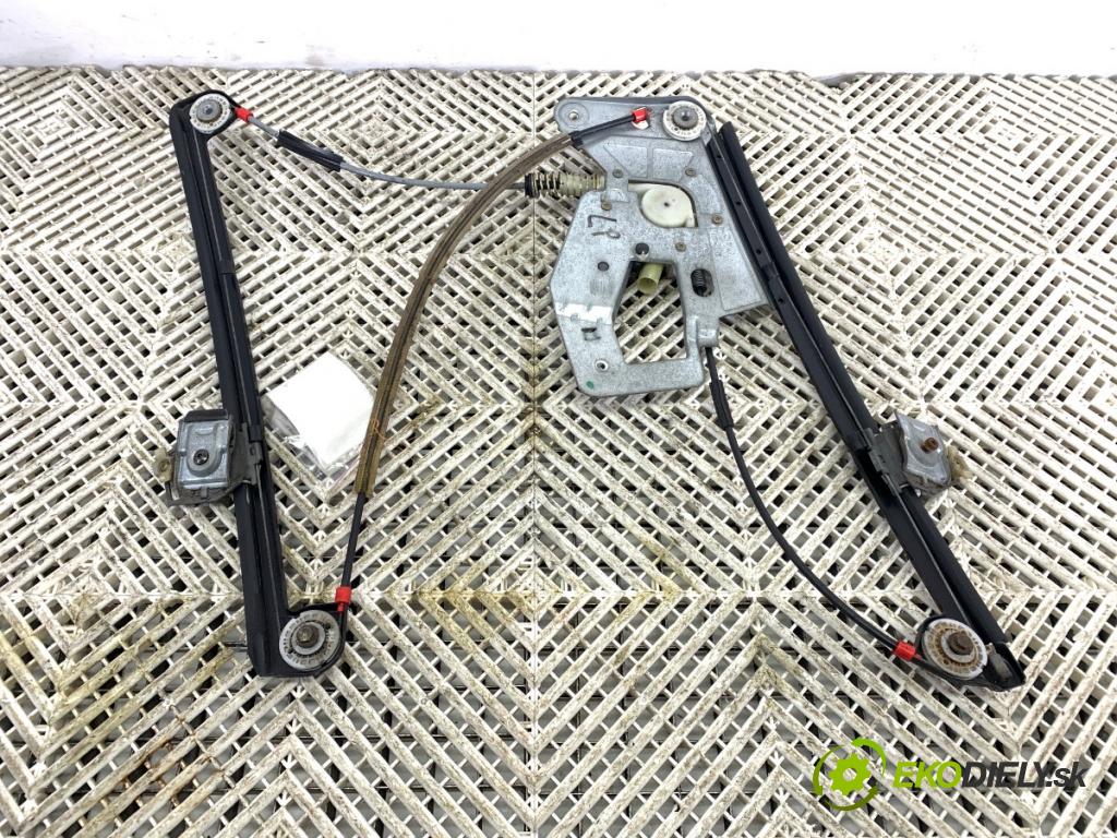 BMW E39 sedan 2000 110 kW 520 i 1990 mechanismus okna levý přední část 8360511