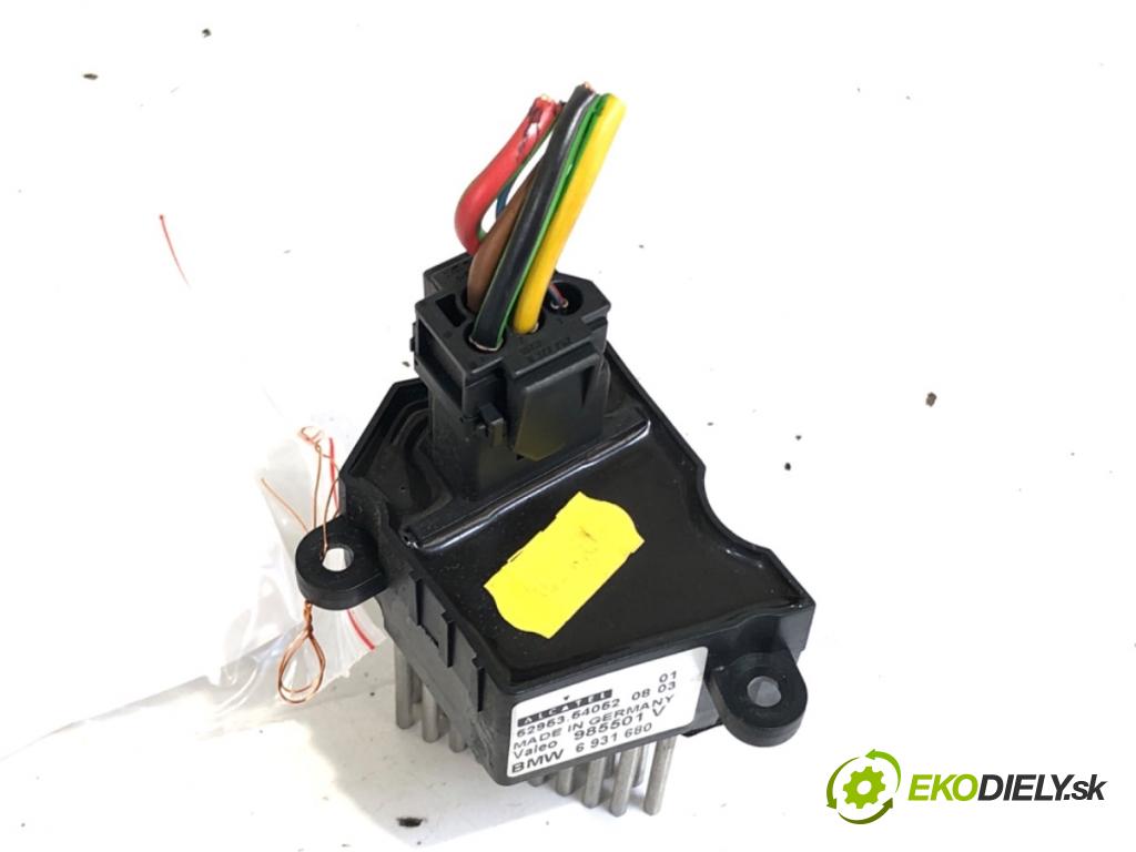 BMW E39 sedan 2000 110 kW 520 i 1990 odpor rezistor topení vzduchu 6931680 (Odpor topení)