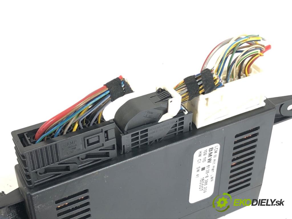 BMW E39 sedan 2000 110 kW 520 i 1990 Modul svetiel 8386209 (Riadiaca jednotka ostatné)