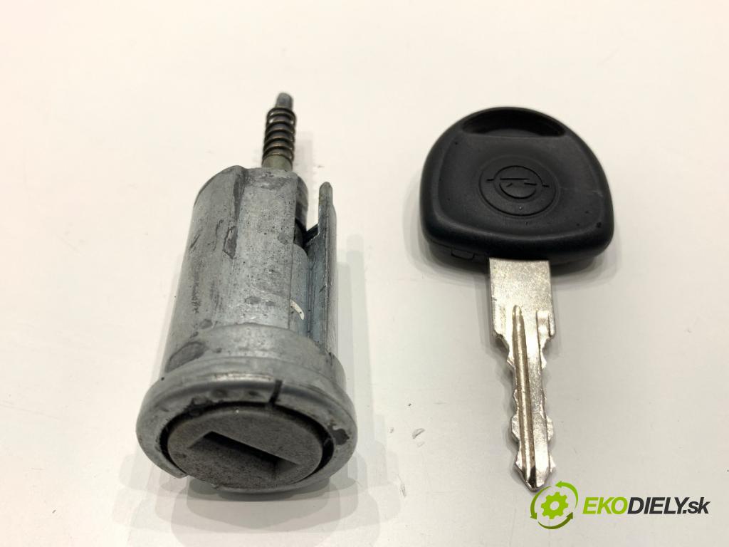 OPEL ASTRA G liftback 2000 62 kW 1.6 (F08, F48) 1598 spinačka 09146299 (Spínacia skrinka)