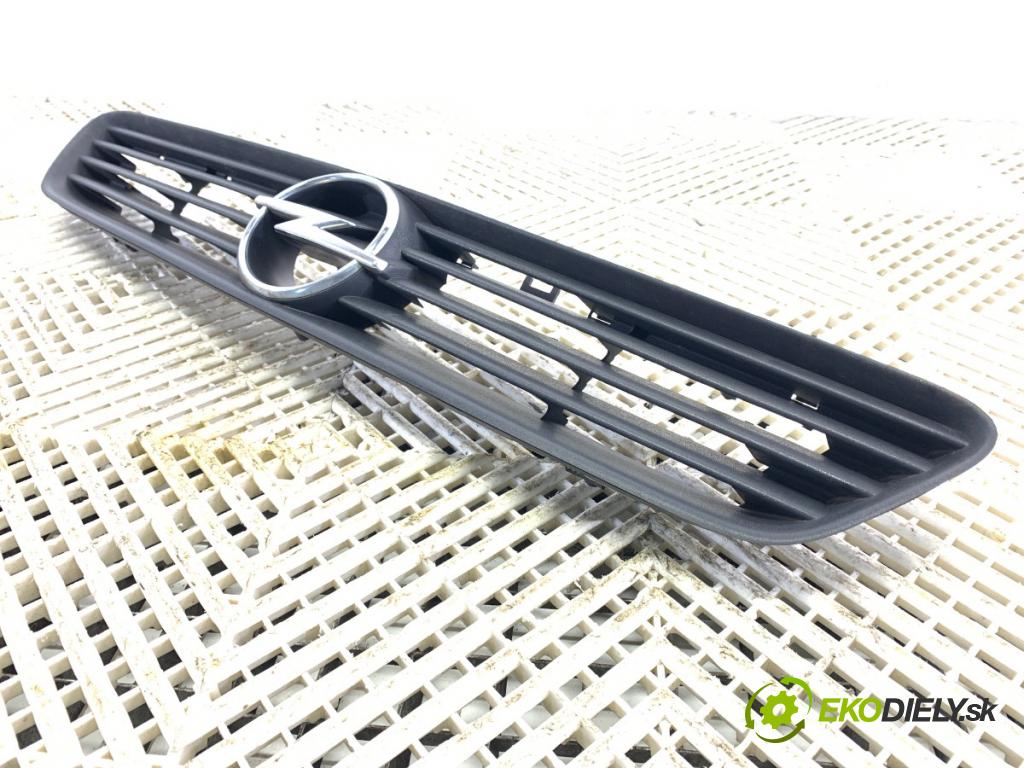 OPEL ASTRA G liftback 2000 62 kW 1.6 (F08, F48) 1598 mřížka maska 90588120 (Přední mřížka (maska chladiče))