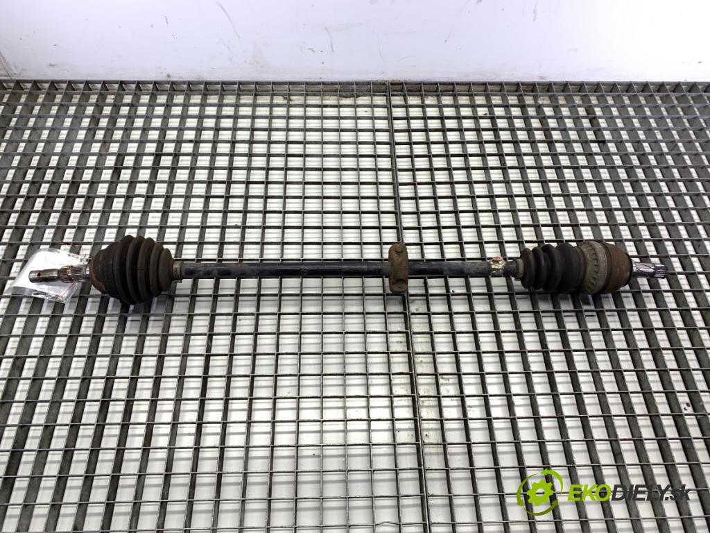 OPEL ASTRA G liftback 2000 62 kW 1.6 (F08, F48) 1598 Poloos pravy predný 