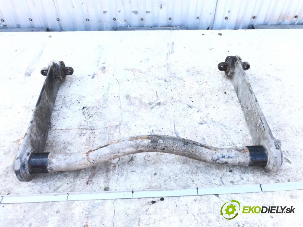 DAF N  2015    tyč stabilizátora zadní část  (Přední stabilizátor)