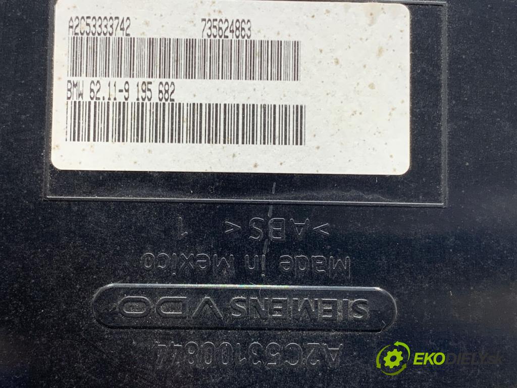 BMW E70 SUV 2009 200 kW 3.0 si 2996 prístrojovka 9195682 (Přístrojová deska)