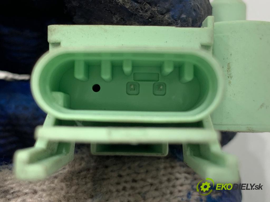 BMW E70 SUV 2009 200 kW 3.0 si 2996 Snímač nárazu 9118167 (Snímač nárazu)