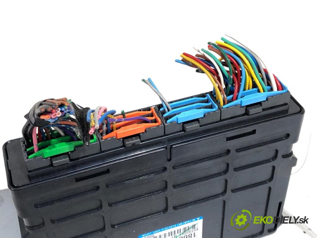 MITSUBISHI MIRAGE / SPACE STAR liftback 2013 52 kW 1.0 (A05A) 999 riadiaca jednotka Motor 1860C226 (Riadiaca jednotka)