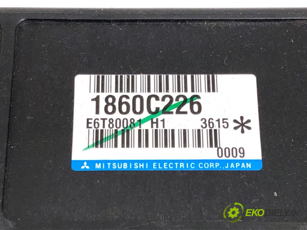 MITSUBISHI MIRAGE / SPACE STAR liftback 2013 52 kW 1.0 (A05A) 999 riadiaca jednotka Motor 1860C226 (Riadiaca jednotka)