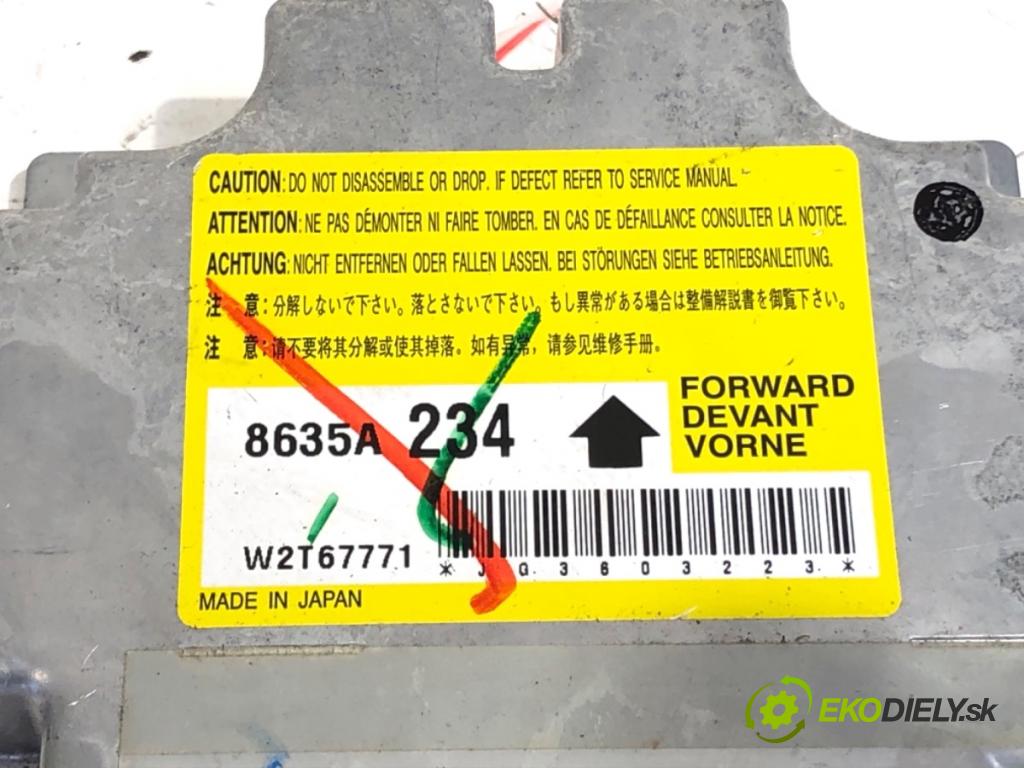 MITSUBISHI MIRAGE / SPACE STAR liftback 2013 52 kW 1.0 (A05A) 999 senzor airbag 8635A234 (Snímač)