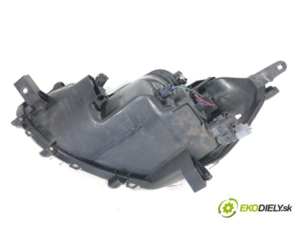 MITSUBISHI MIRAGE / SPACE STAR liftback 2013 52 kW 1.0 (A05A) 999 Svetlomet pravy predný