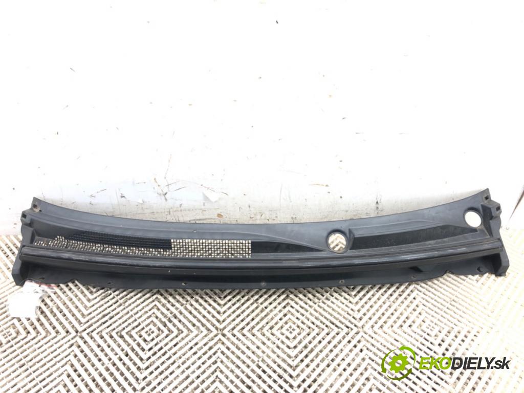 MITSUBISHI MIRAGE / SPACE STAR liftback 2013 52 kW 1.0 (A05A) 999 Torpédo, plast pod čelné okno 7405A501 (Torpédo (plast pod čelným sklom))