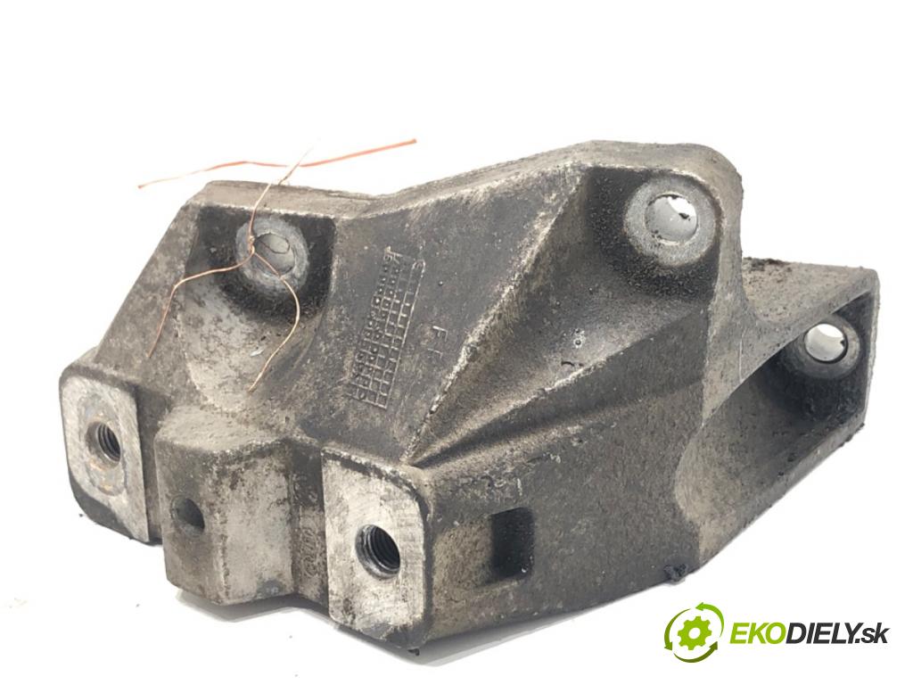 VW GOLF IV liftback 1998 74 kW 1.6 1595 Držiak prevodovky 1J0199117Q