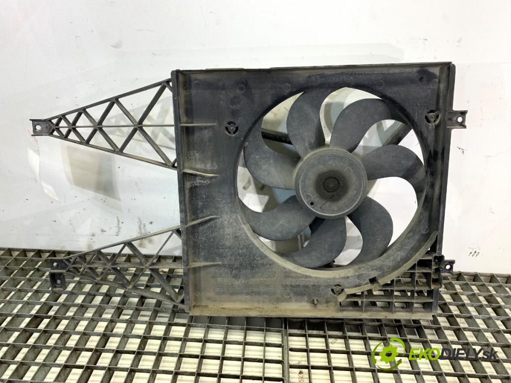 VW GOLF IV liftback 1998 74 kW 1.6 1595 Ventilátor chladiča 1J0121207D (Ventilátor)