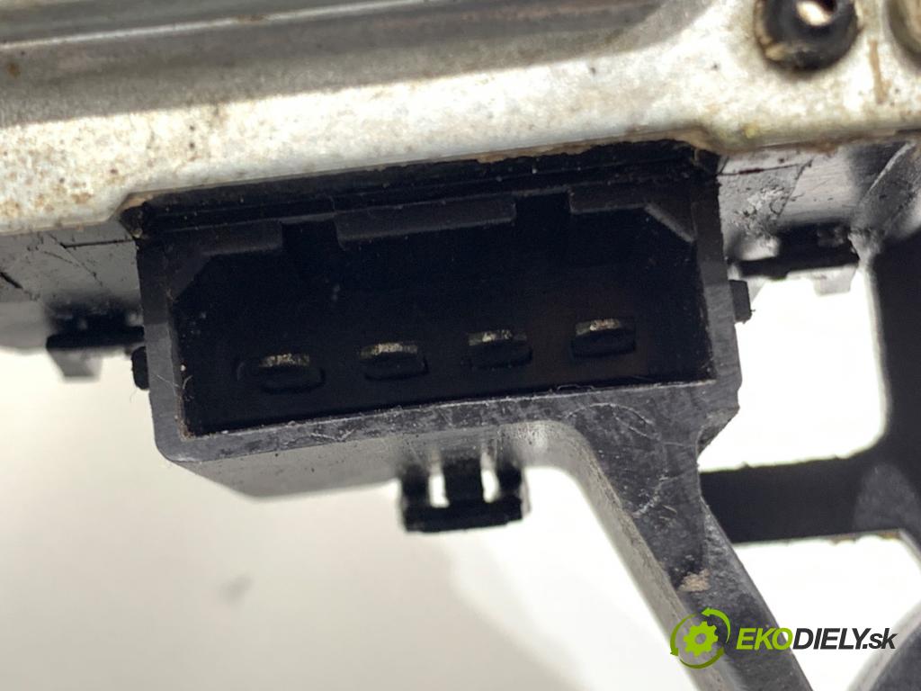 VW GOLF IV liftback 1998 74 kW 1.6 1595 motor stěračů zadní část 1J6955711B