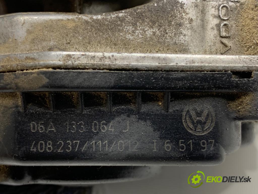 VW GOLF IV liftback 1998 74 kW 1.6 1595 Škrtiaca klapka 06A133064J (Škrtiaca klapka)