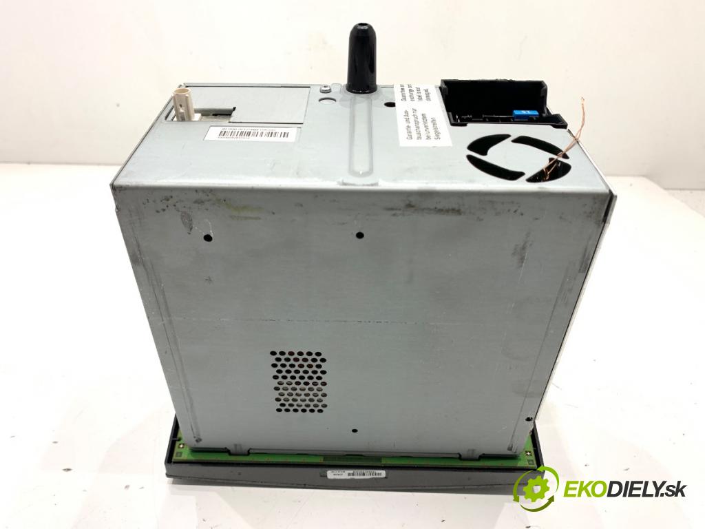 OPEL ZAFIRA B nadwozie wielkoprzestrzenne (MPV) 2006 74 kW 1.9 CDTI (M75) 1910 RADIO 13251048 (Audio zariadenie)