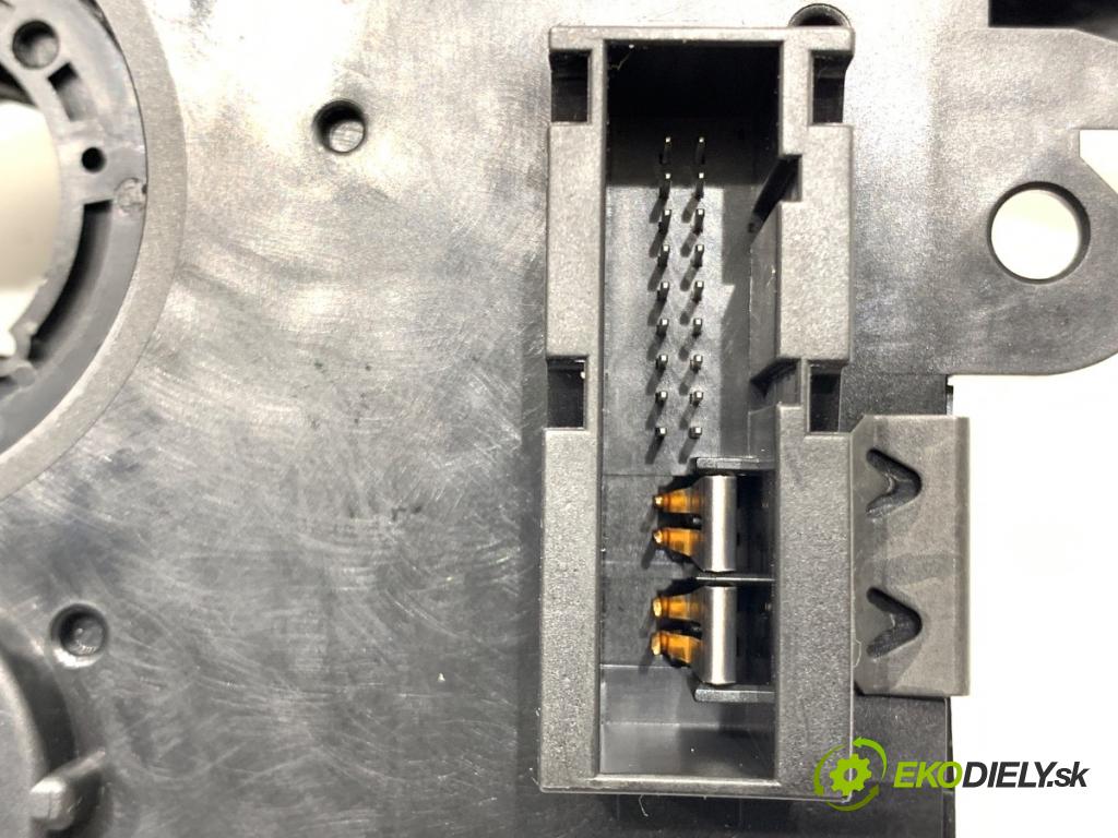 OPEL ZAFIRA B nadwozie wielkoprzestrzenne (MPV) 2006 74 kW 1.9 CDTI (M75) 1910 Prepínač kombinovaný 13250224 (Prepínacie páčky pod volantom)