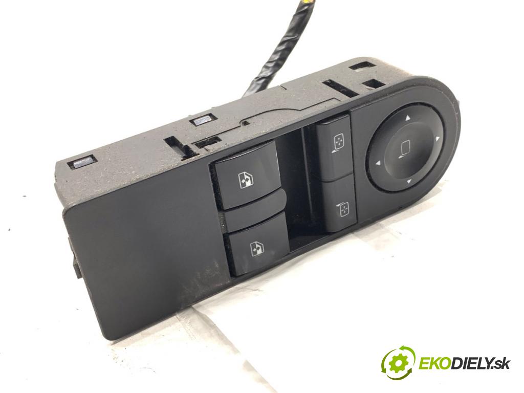 OPEL ZAFIRA B nadwozie wielkoprzestrzenne (MPV) 2006 74 kW 1.9 CDTI (M75) 1910 Prepínač okien 13228706 (Prepínacie páčky pod volantom)