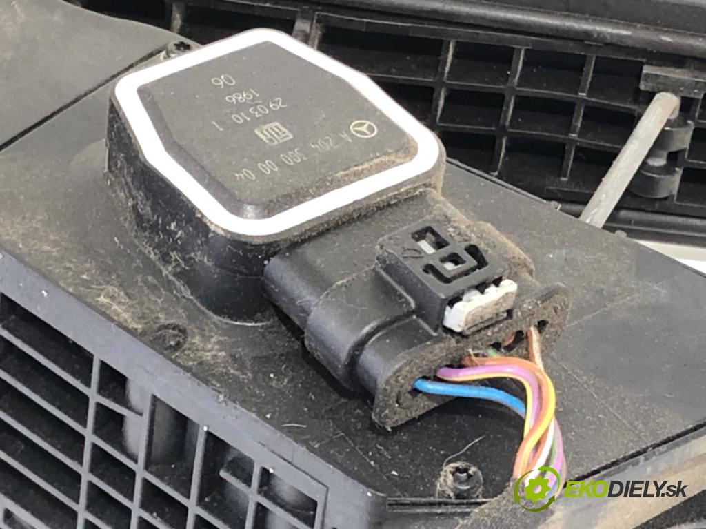 MERCEDES-BENZ C218 coupe 2013 195 kW CLS 350 CDI / d (218.323) 2987 Potenciometer plynu A2043000004 (Potenciometer plynového pedálu)