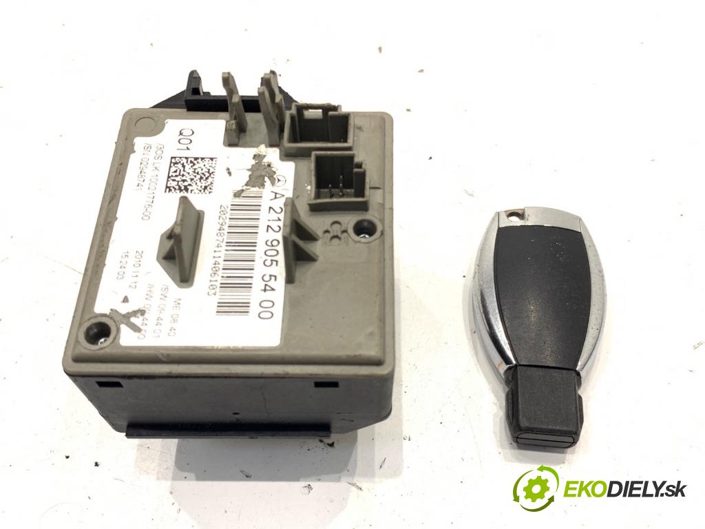 MERCEDES-BENZ C218 coupe 2013 195 kW CLS 350 CDI / d (218.323) 2987 spinačka A2129055400 (Spínacia skrinka)