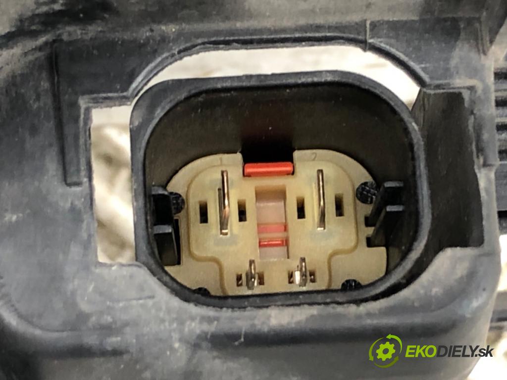 MERCEDES-BENZ C218 coupe 2013 195 kW CLS 350 CDI / d (218.323) 2987 ventilátor chladiče 2045000293 (Ventilátor)