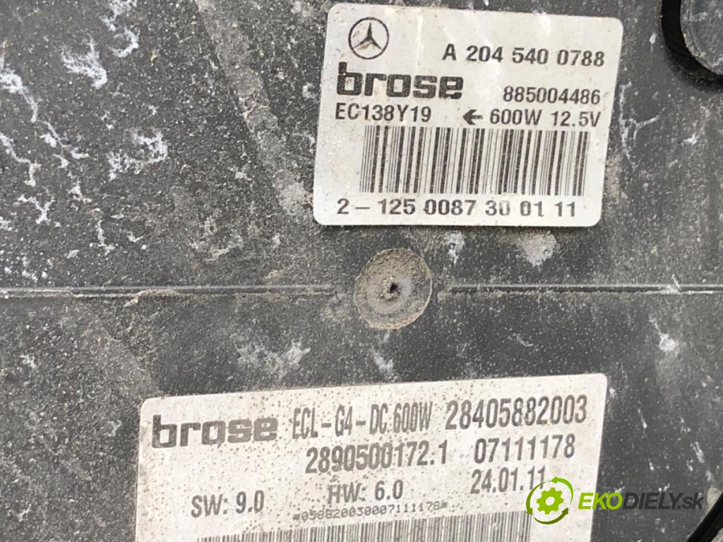 MERCEDES-BENZ C218 coupe 2013 195 kW CLS 350 CDI / d (218.323) 2987 ventilátor chladiče 2045000293 (Ventilátor)