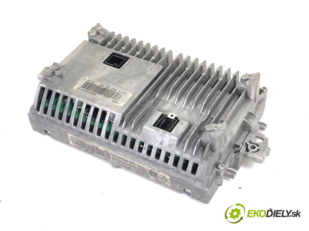 MERCEDES-BENZ C218 coupe 2013 195 kW CLS 350 CDI / d (218.323) 2987 Dislpej A2129005000 (Prístrojová doska)