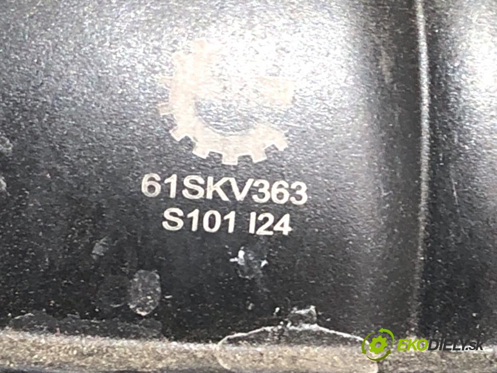 MERCEDES-BENZ C218 coupe 2013 195 kW CLS 350 CDI / d (218.323) 2987 Nádržka vyrovnávacia (kvapaliny) chladiaceho 61SKV363