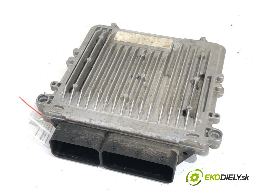 MERCEDES-BENZ C218 coupe 2013 195 kW CLS 350 CDI / d (218.323) 2987 riadiaca jednotka Motor A6421508900 (Riadiaca jednotka)