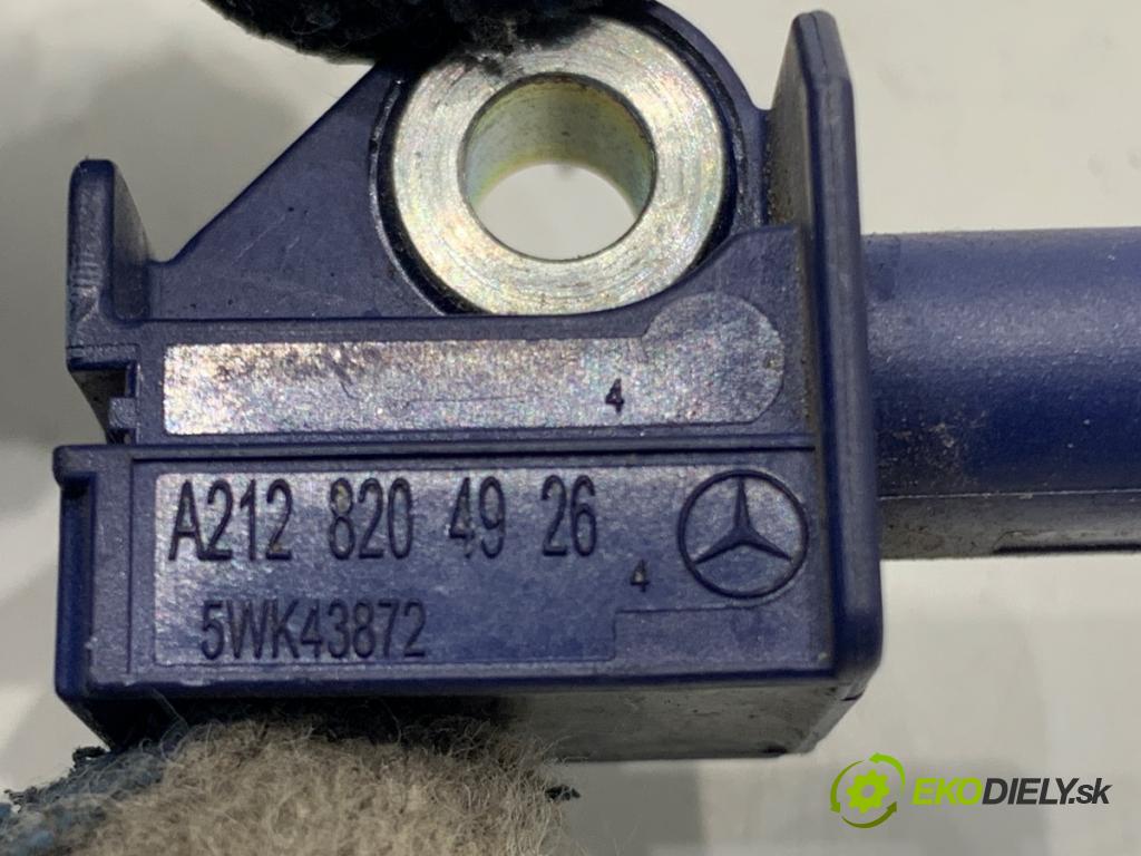 MERCEDES-BENZ C218 coupe 2013 195 kW CLS 350 CDI / d (218.323) 2987 Snímač nárazu A2128204926 (Snímač nárazu)