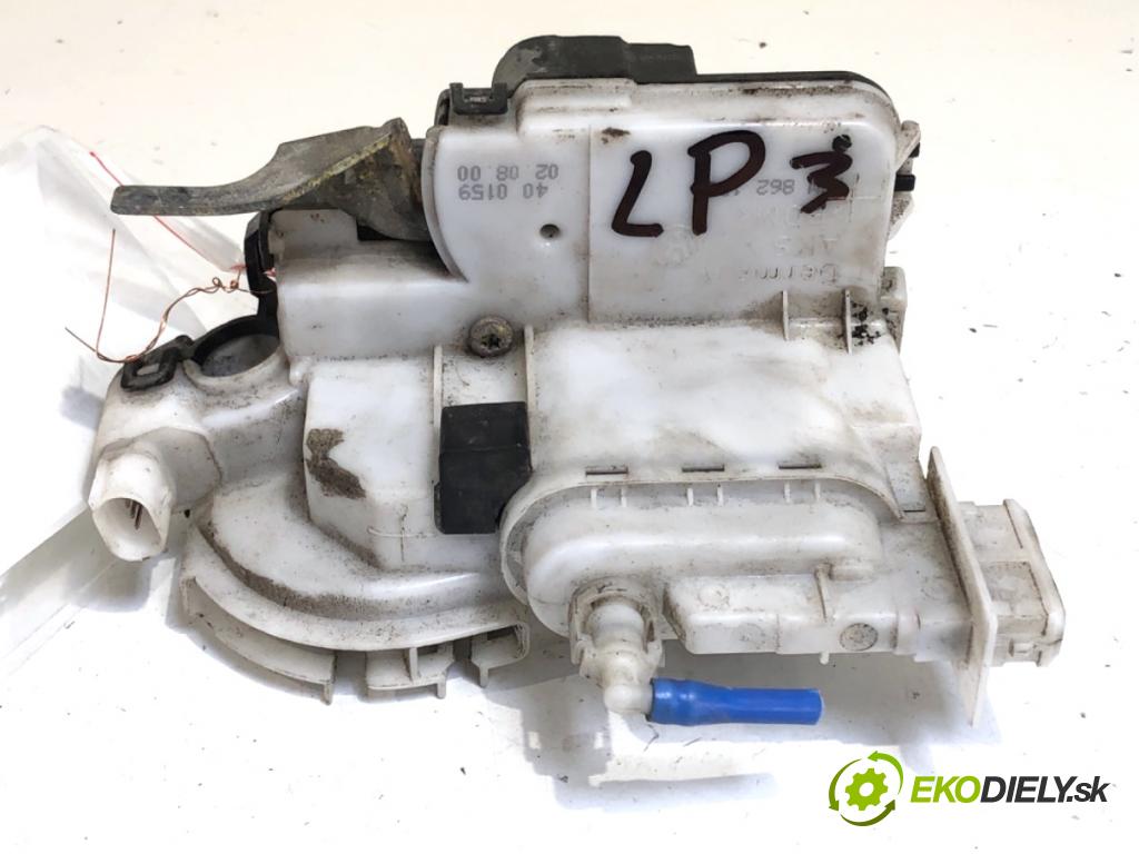 VW POLO liftback 2000 47 kW 1.9 D 1896 zámok dveře levý přední část