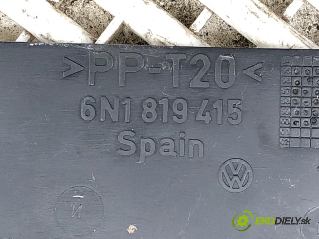 VW POLO liftback 2000 47 kW 1.9 D 1896 Torpédo, plast pod čelné okno 6N1819414C (Torpédo (plast pod čelným sklom))