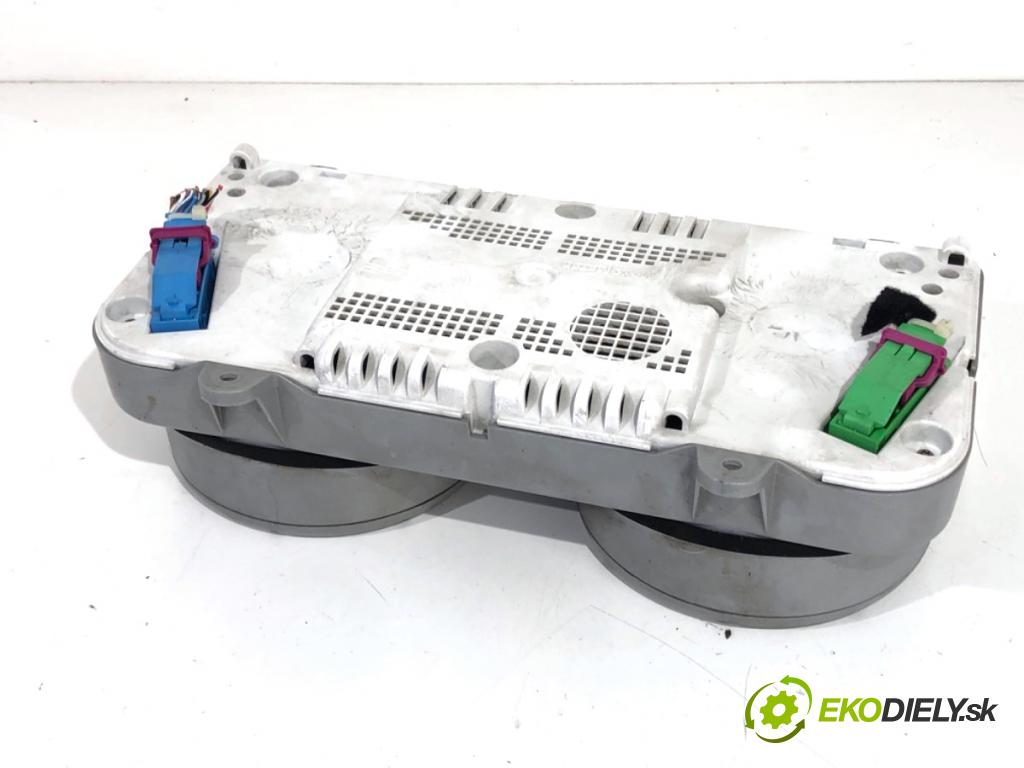 VW POLO liftback 2000 47 kW 1.9 D 1896 Prístrojovka 6N0920804P (Prístrojová doska)