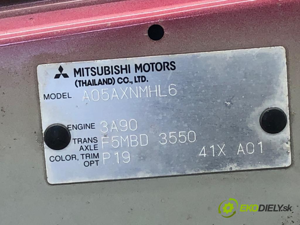 MITSUBISHI MIRAGE / SPACE STAR liftback 2013 52 kW 1.0 (A05A) 999 kapota  (Kapota)